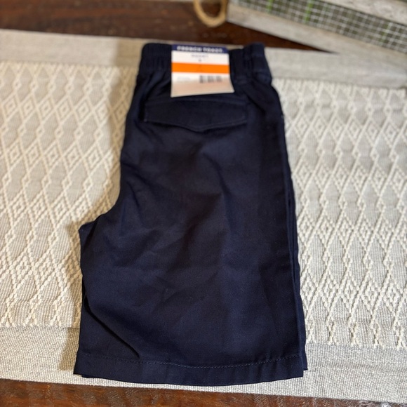 French Toast Boys' Flat Front Stretch Twill Short. Navy Size 8. Uniform shorts. - Picture 4 of 5